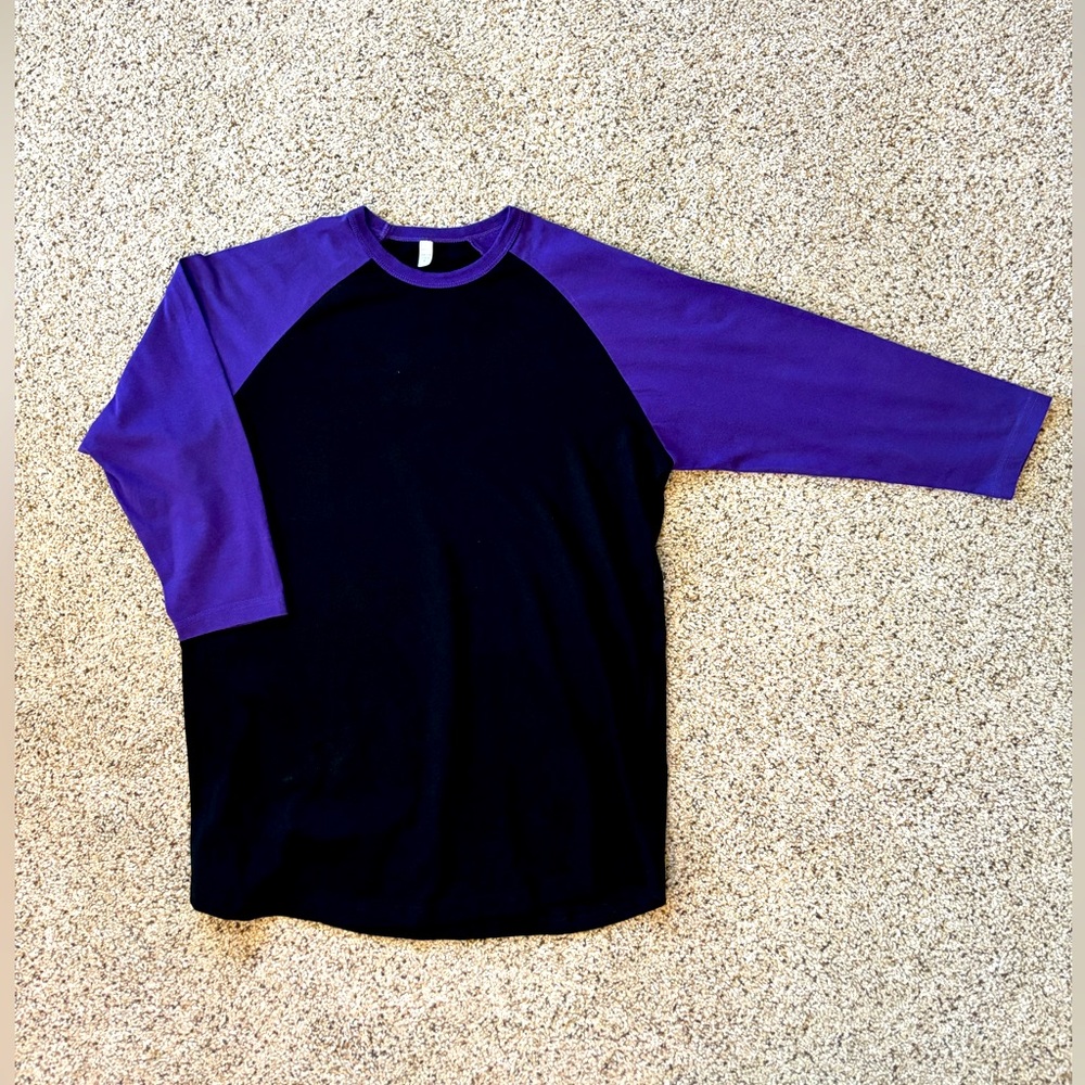 Very Good Condition! Dream USA Baseball Shirt. Worn one time. Size large.
